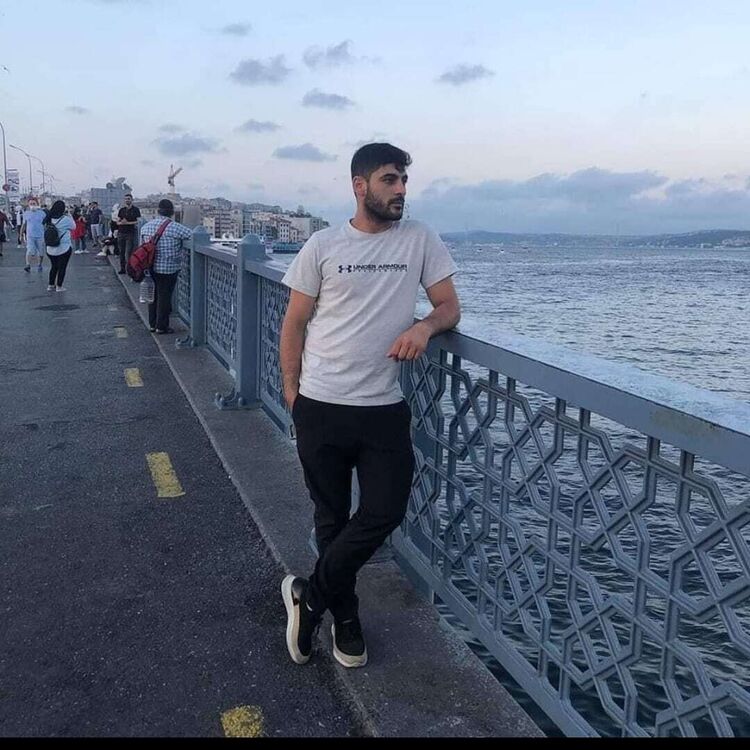  48830597  Sinan, 30 ,    