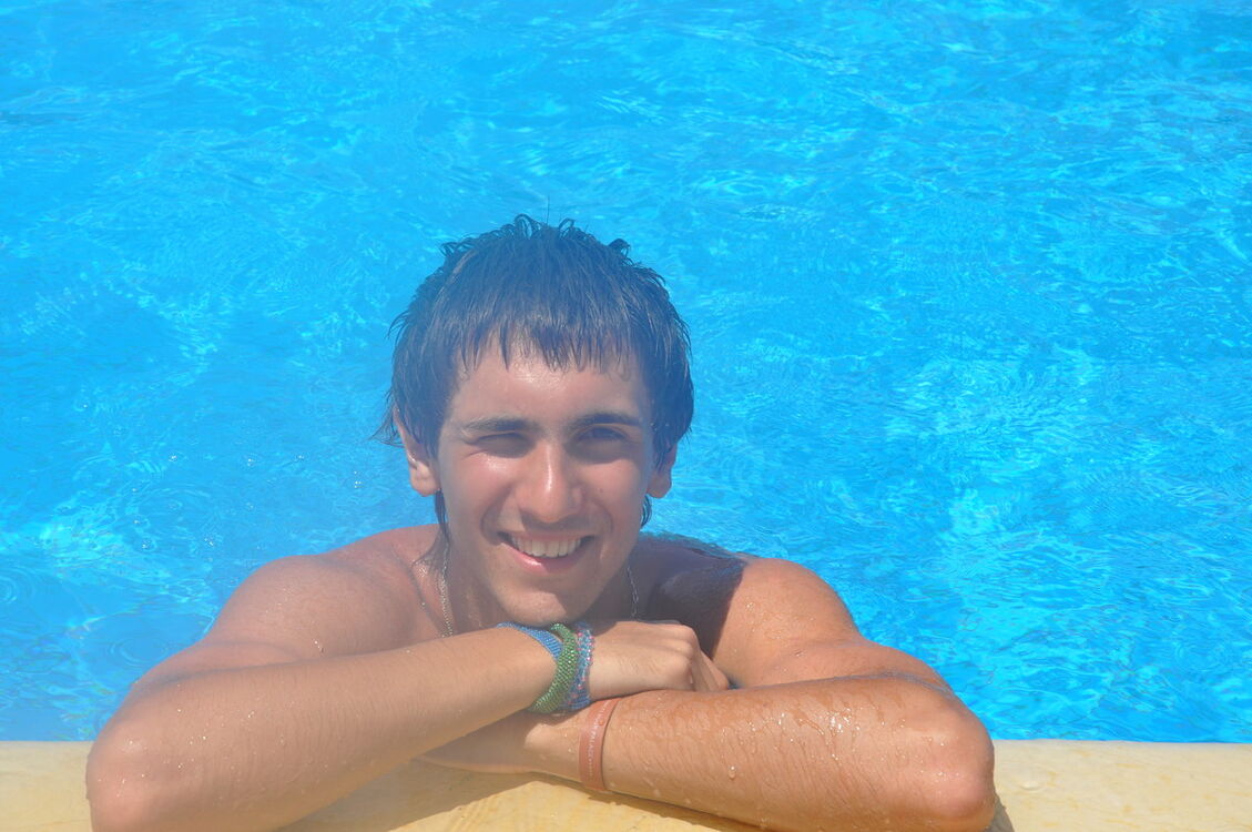  ,   Aleksandr, 33 ,   ,   , c 