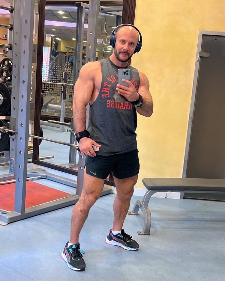 ���� 42115727 ������� �����, 33 ����, ���� ���������� � ���������