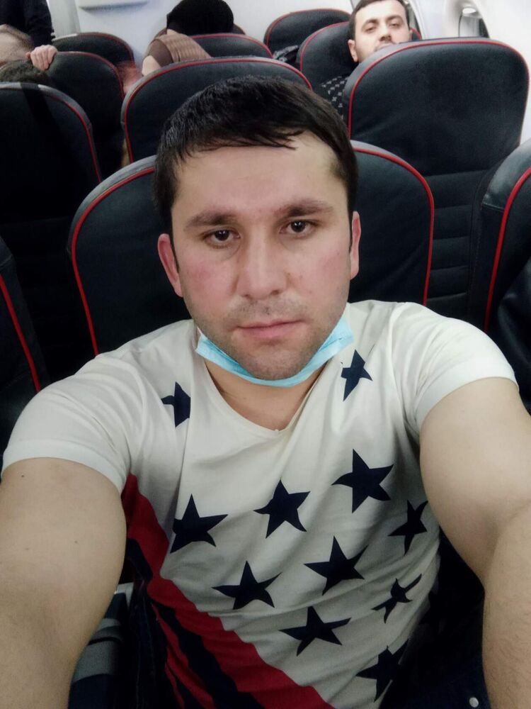  51198647  , 27 ,    