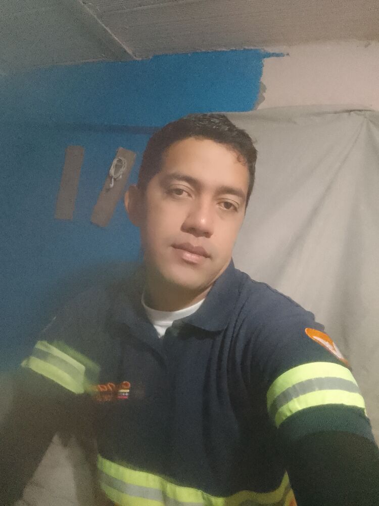  46009347  Carlos jesus, 30 ,    