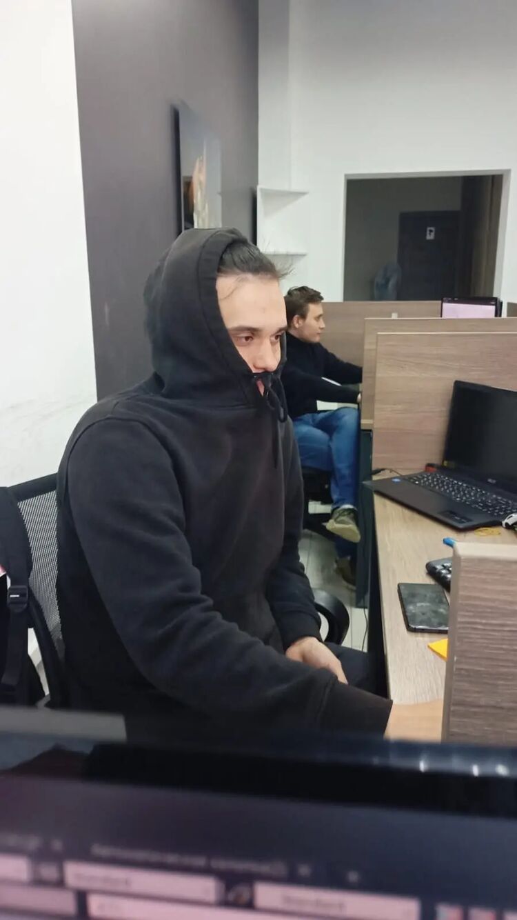 ���� 27811807 ����� �����, 24 ����, ���� ���������� � �������������