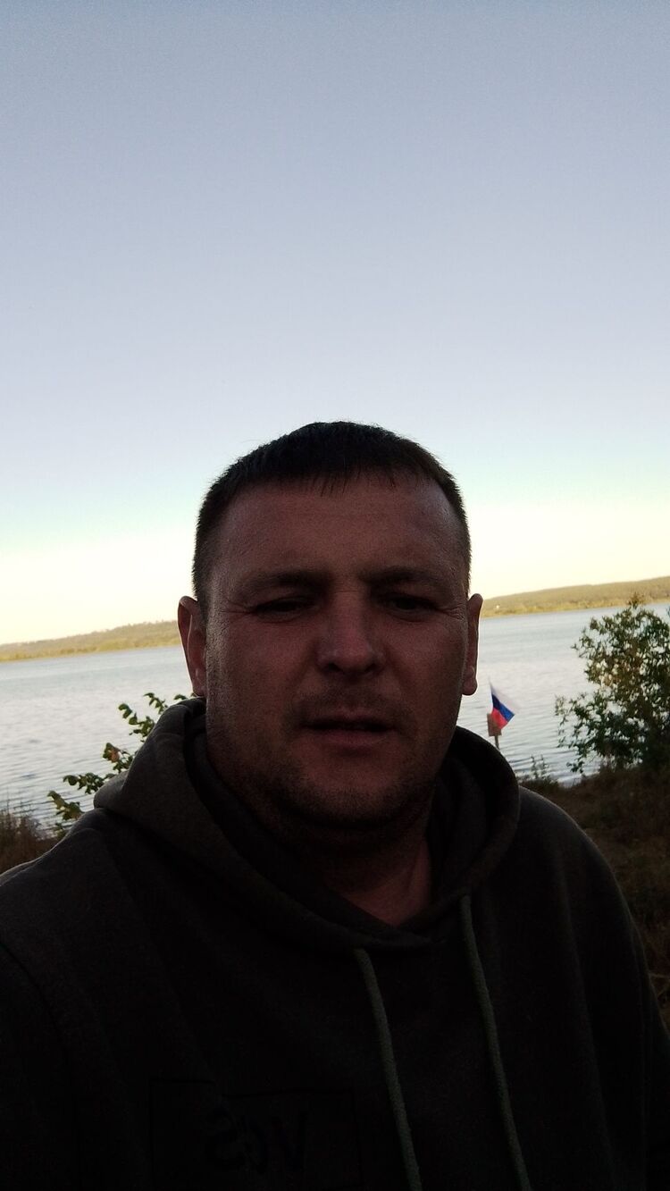  44552307  , 40 ,    