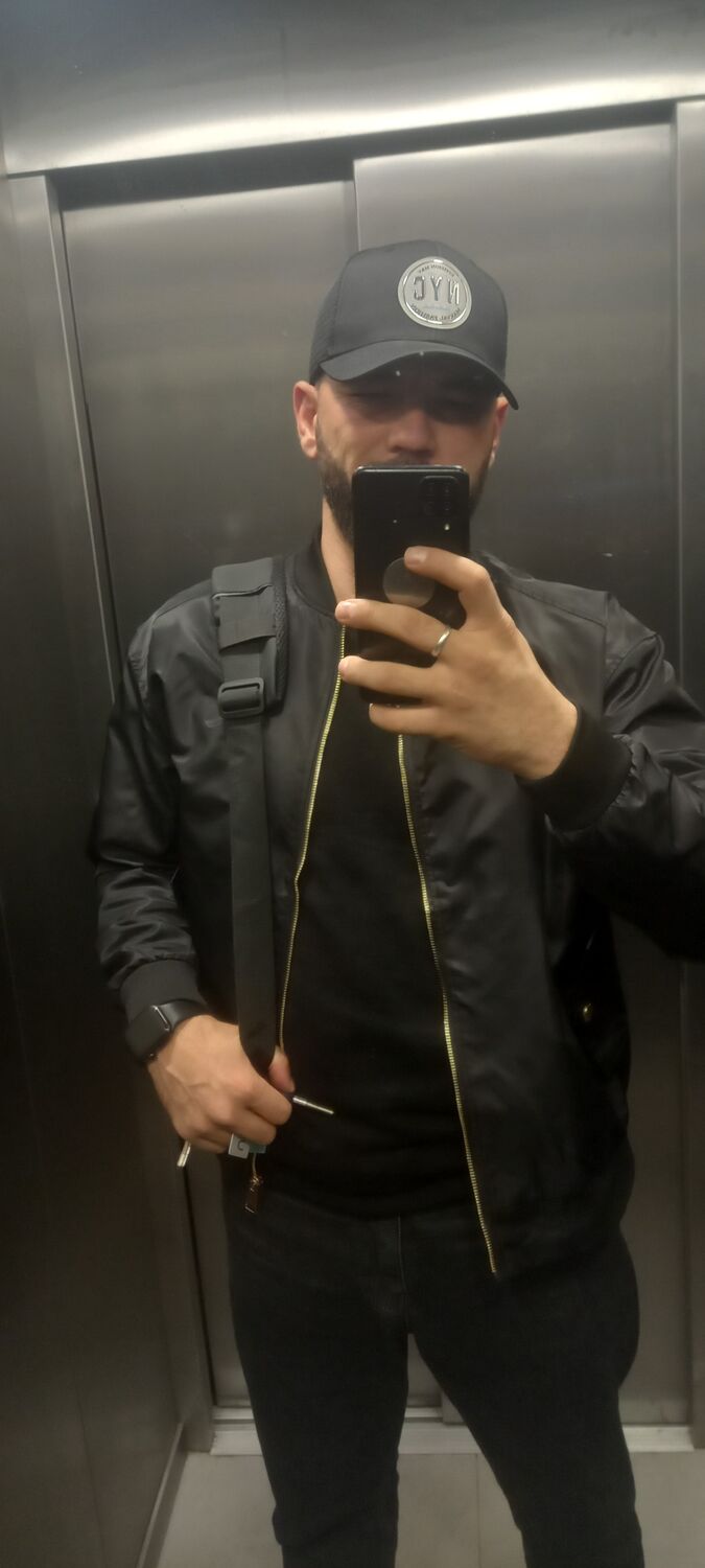  45428487  , 37 ,    -