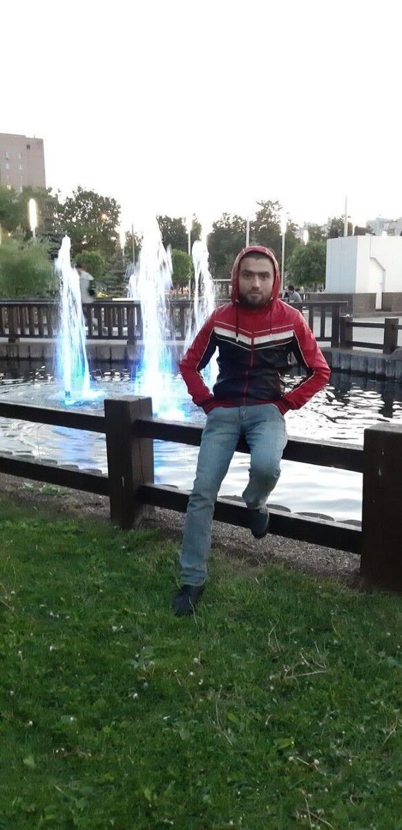  ,   Shuhrat, 30 ,     , c 