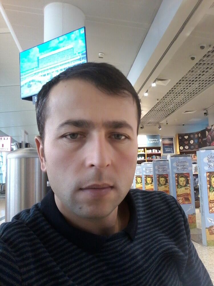  18530677  Rustem, 39 ,    