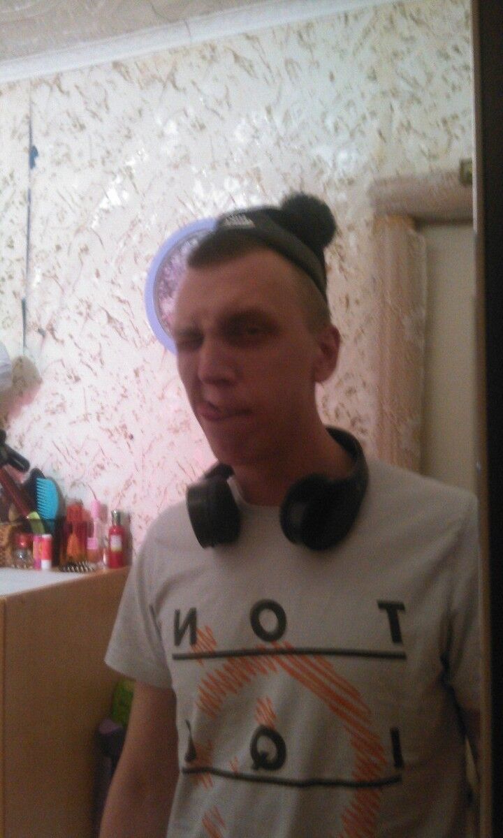  10924437  , 34 ,    