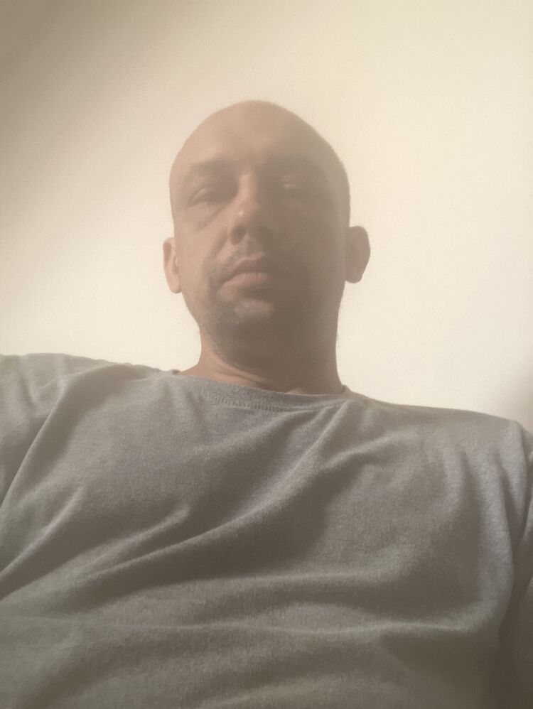  44882697  , 42 ,     