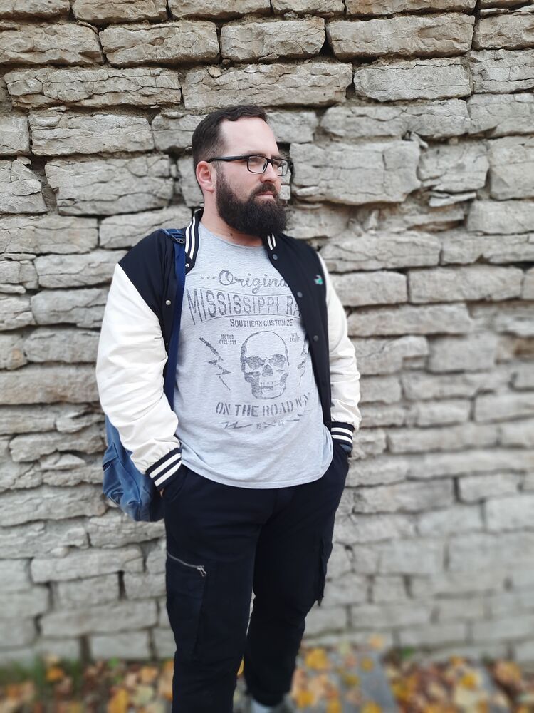  31209477  Alexander, 36 ,    
