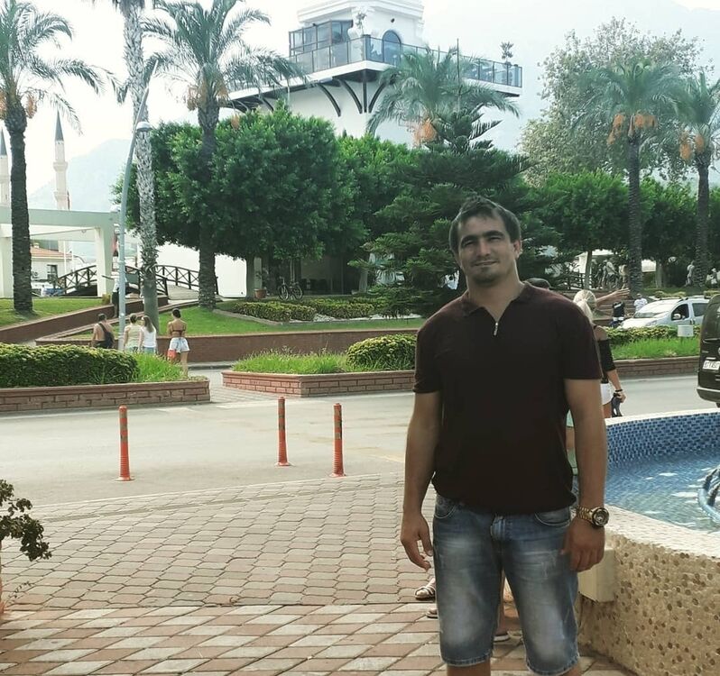  24231847  Diler, 31 ,    