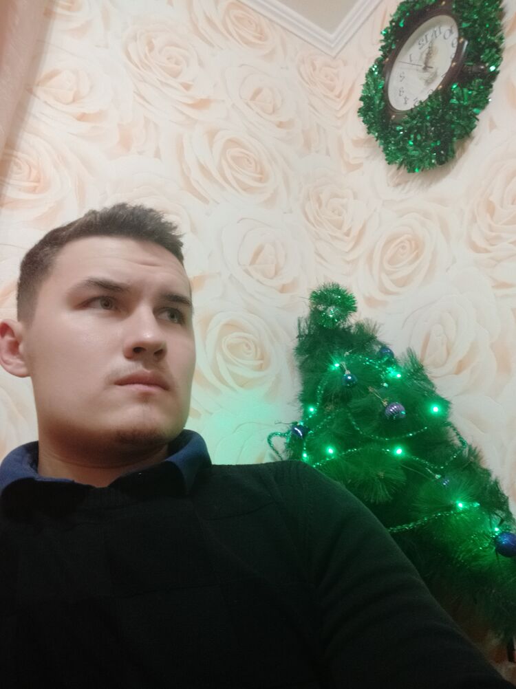  37135477  , 26 ,    