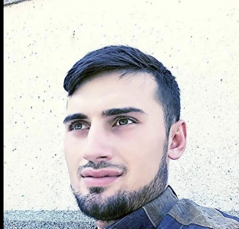  ,   Ramesh, 32 ,   ,   