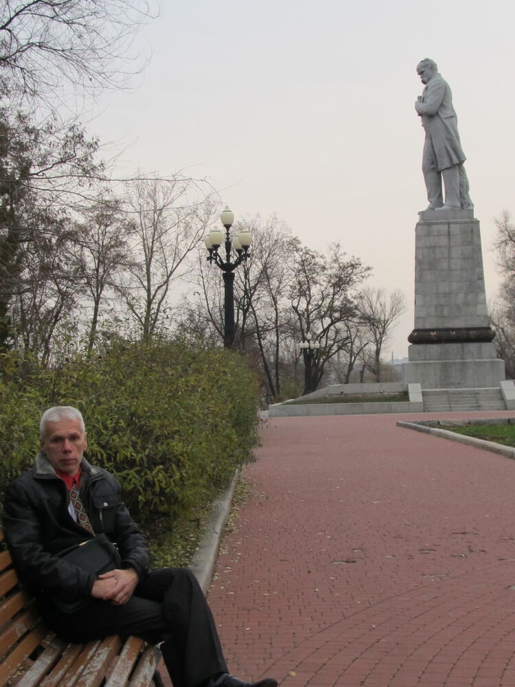  16317557  Oleg, 61 ,    
