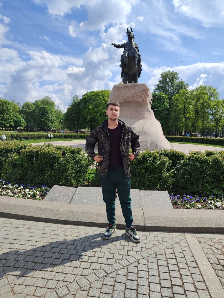  35556377  , 25 ,    -