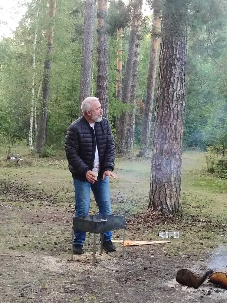  49448927  , 54 ,    