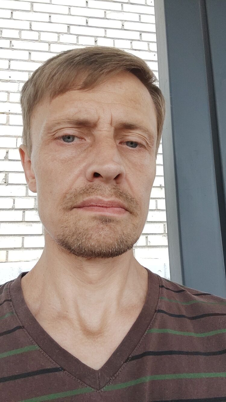  44082677  , 46 ,    