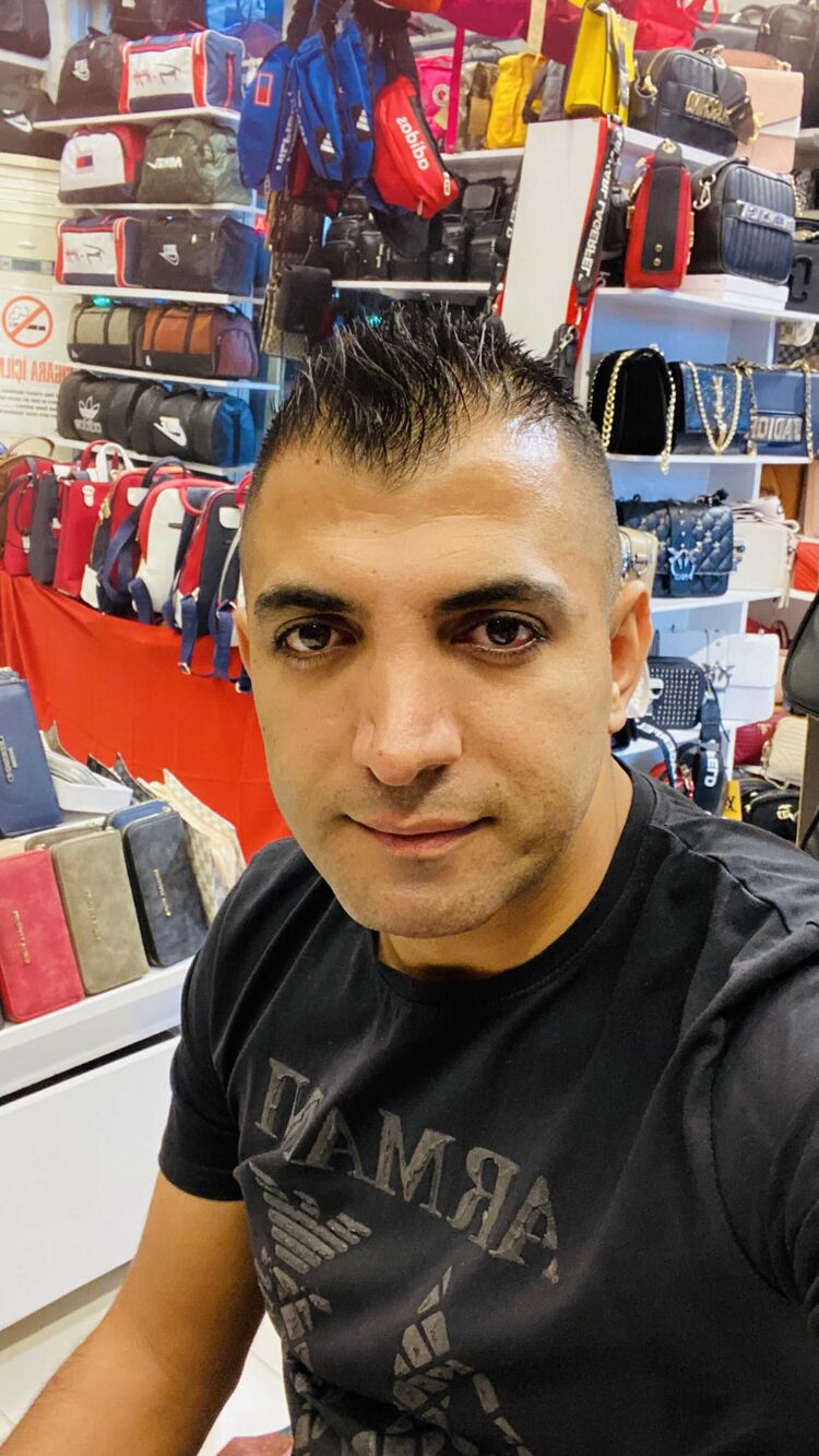  24538427  Huseyin, 32 ,    Alanya