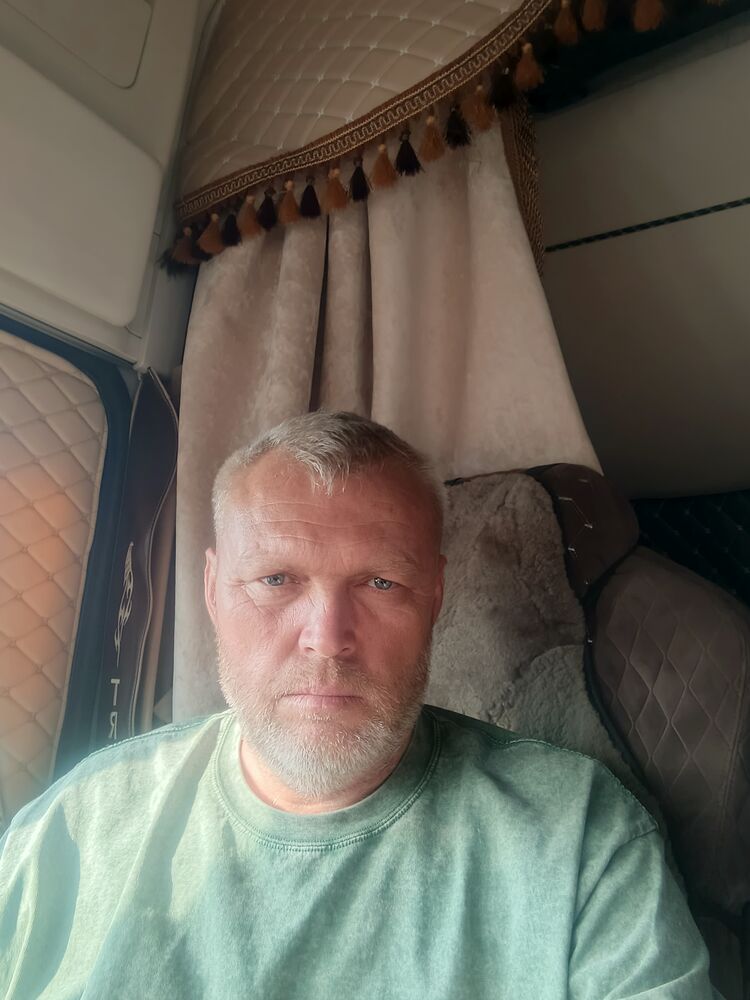  52975357  , 50 ,    