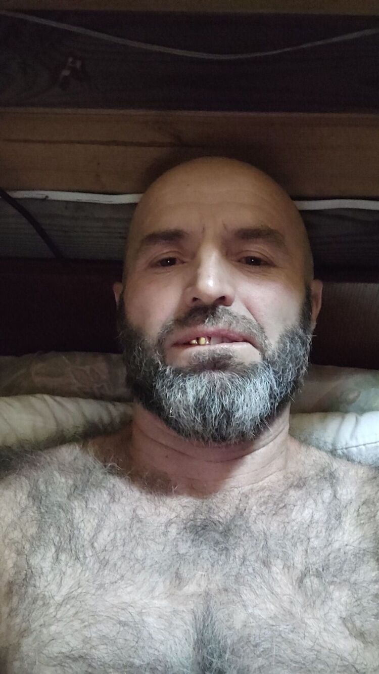  37624467  , 51 ,    