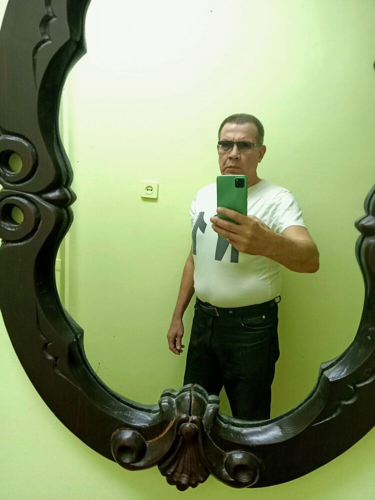  23107227   , 63 ,    