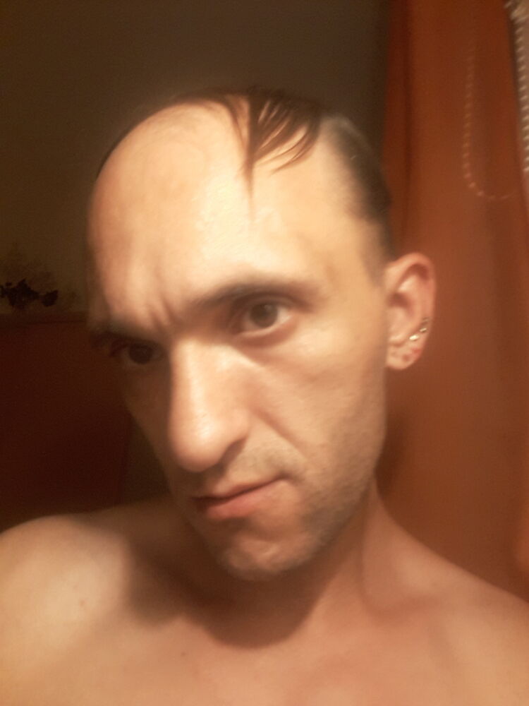  36985777  Alekseks, 38 ,    