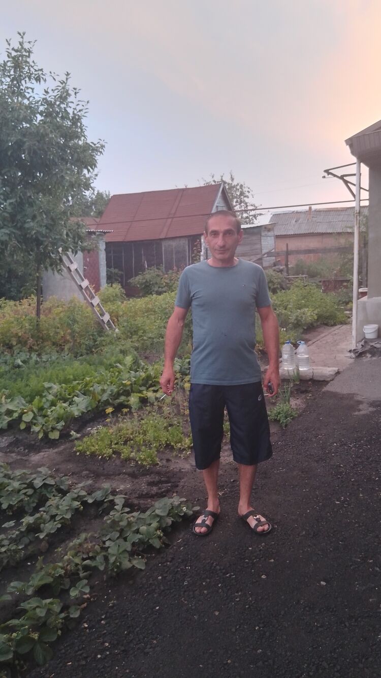  46474557  Tigran, 44 ,    