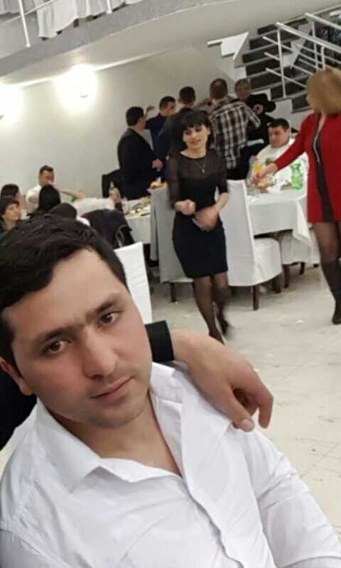  18967087  Roma, 35 ,    