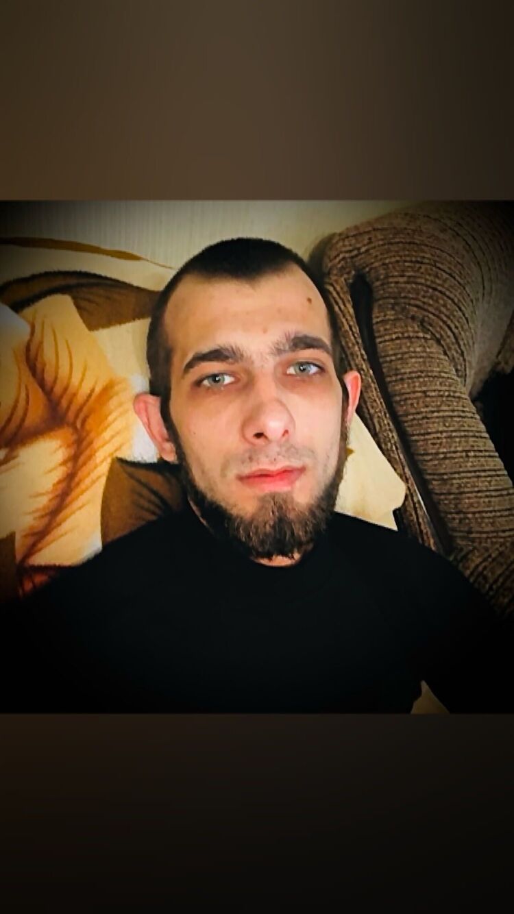  45954817  , 24 ,    