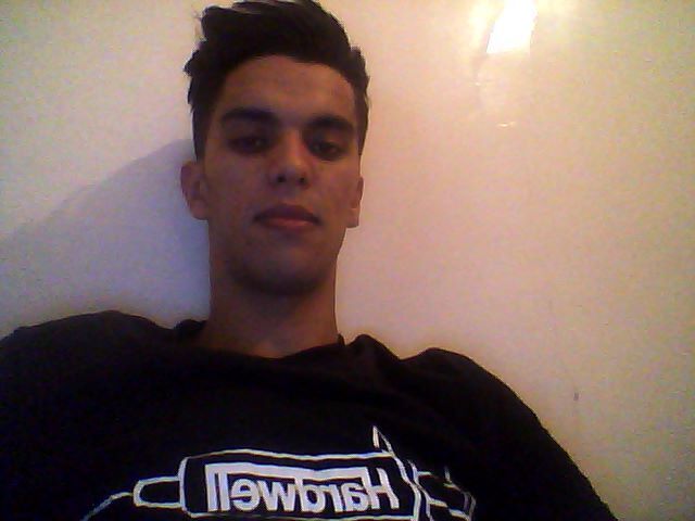 ,   Akram, 32 ,   ,   , c 