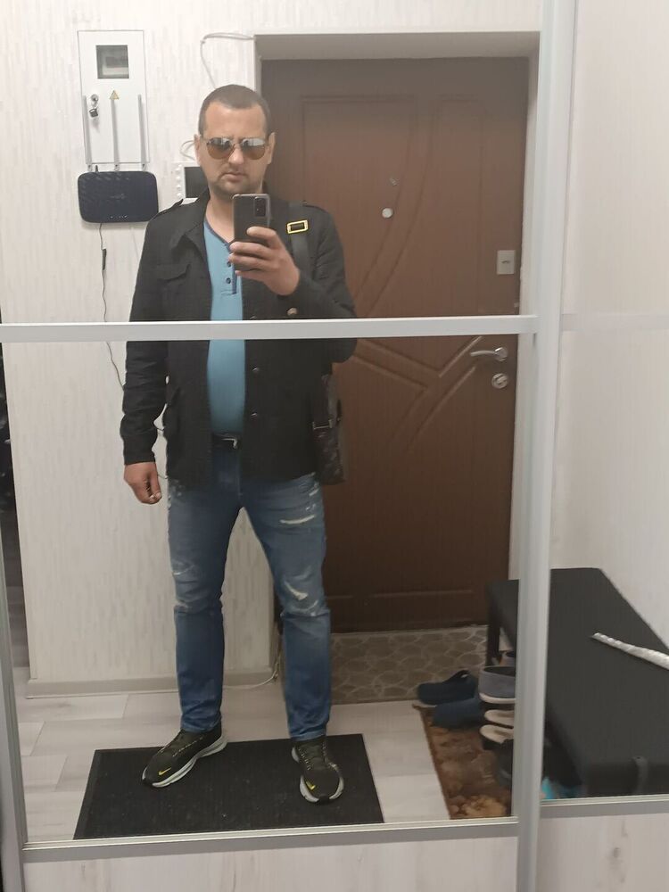  44172657  , 42 ,    