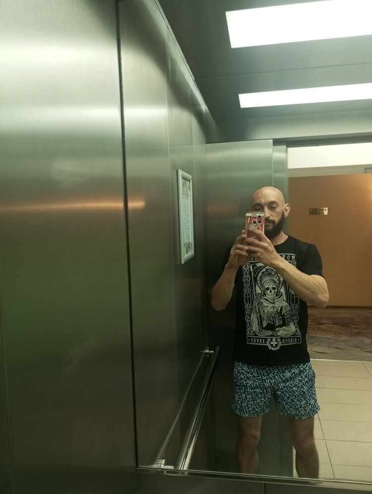 42931437  , 34 ,    