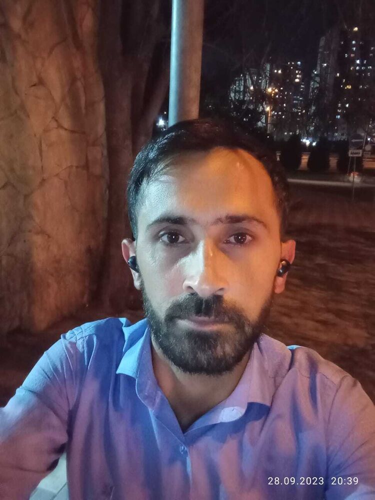  43915647  , 32 ,    