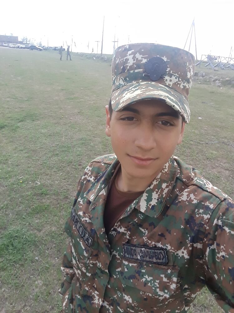  ,   Hak, 24 ,   ,   