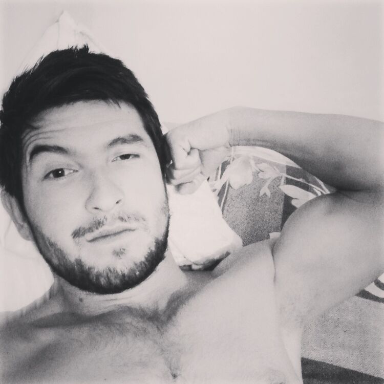 19047877  , 30 ,    