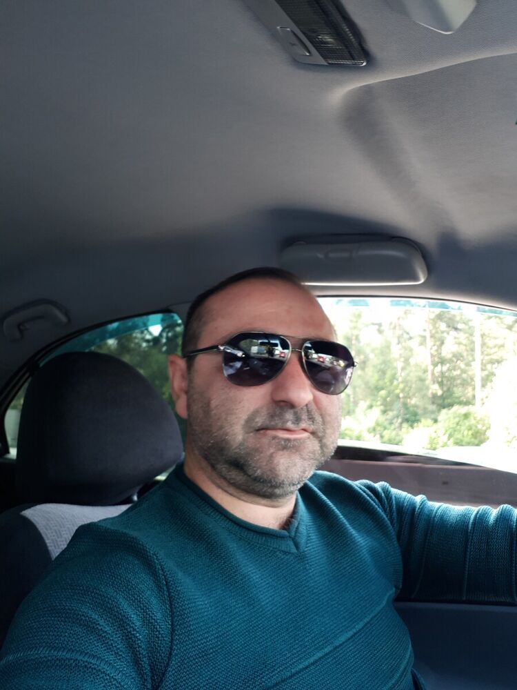  21418157  , 44 ,    