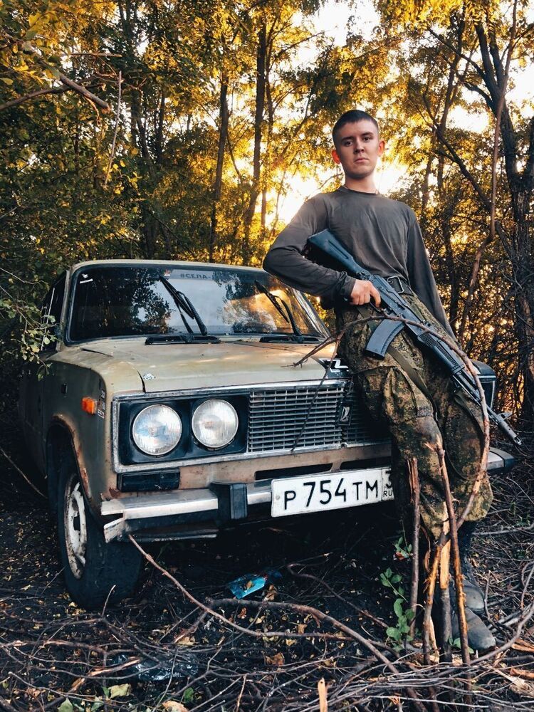  52453437  , 22 ,    -