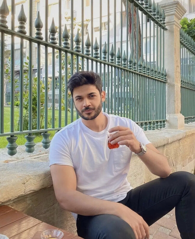 ���� 25710637 ������� ����, 37 ���, ���� ���������� � ������