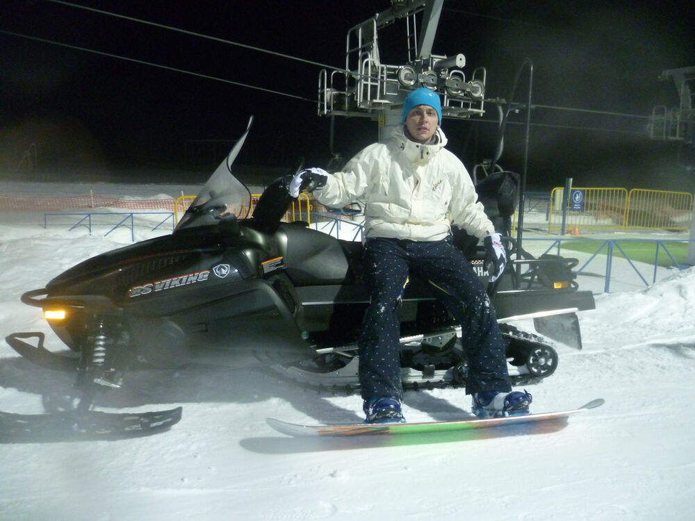  ,   Nikolas, 40 ,   ,   , c 