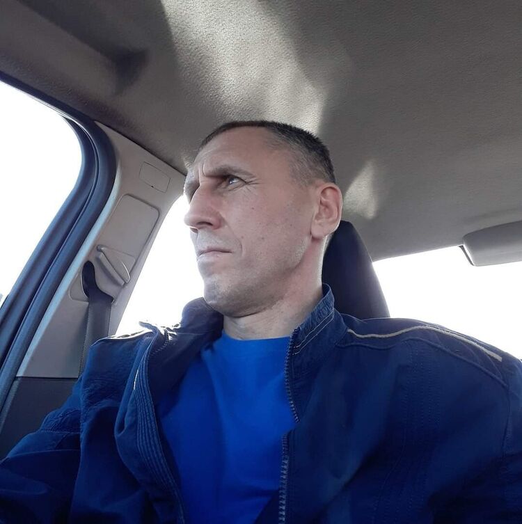  30230887  Andrey, 52 ,    