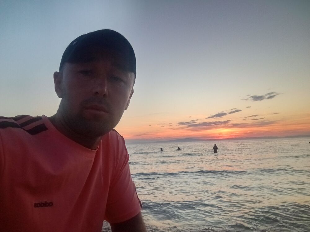  53056967  , 33 ,    -