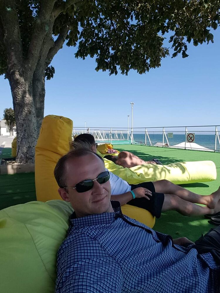  28690377  Aleksey, 38 ,    Praha