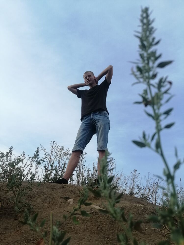  28489717  , 23 ,    