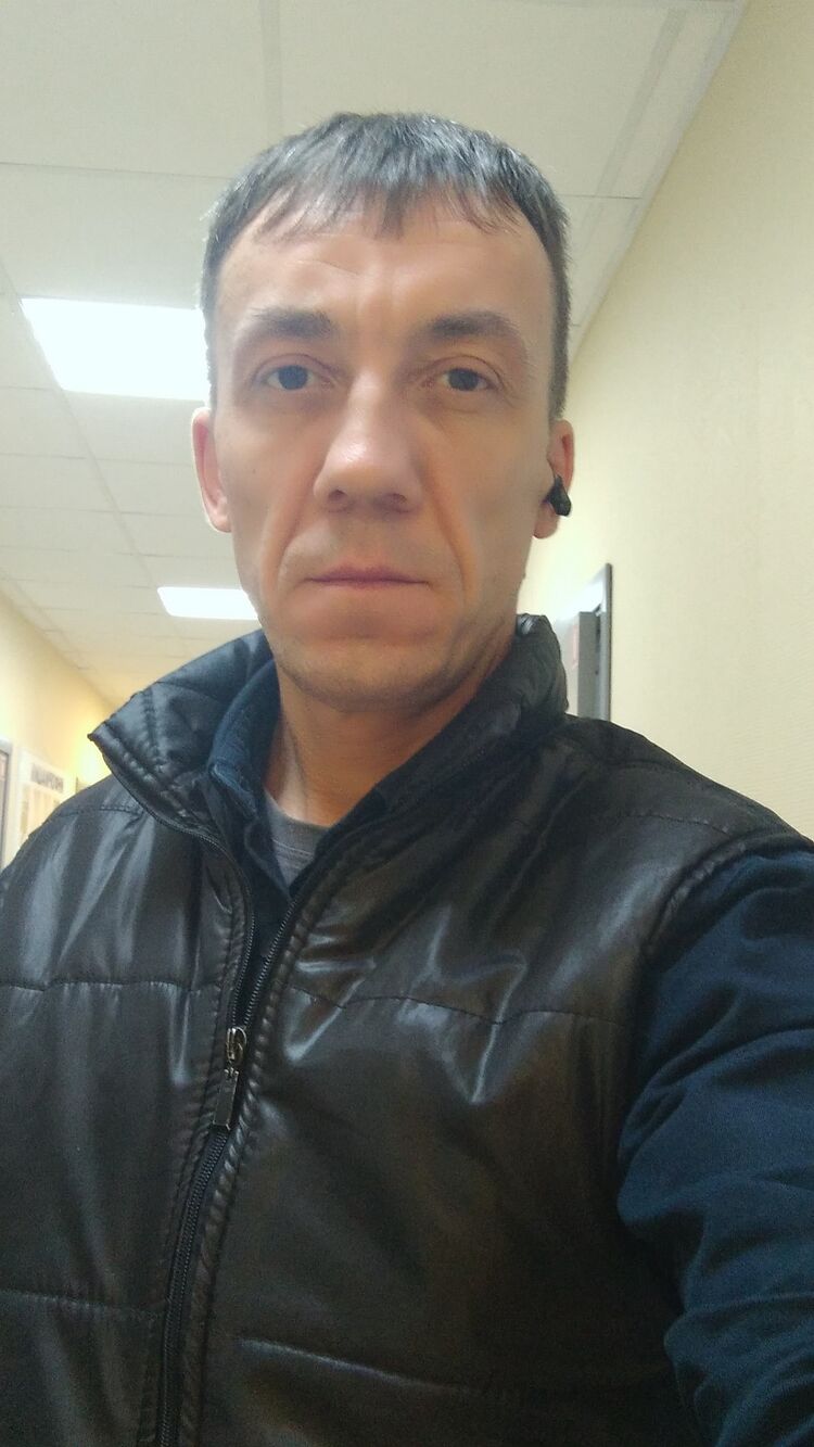  51961797  , 44 ,    
