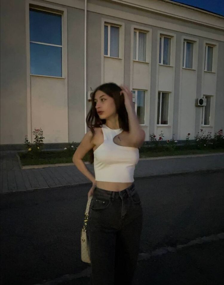  54582897  , 22 ,    --