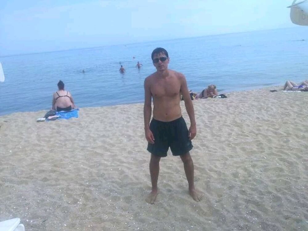  ,   Valentin, 42 ,   ,   , c 