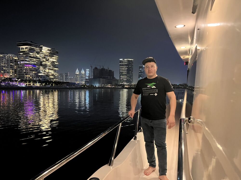 ���� 32340437 ������� Isomiddin, 32 ����, ���� ���������� � ��������