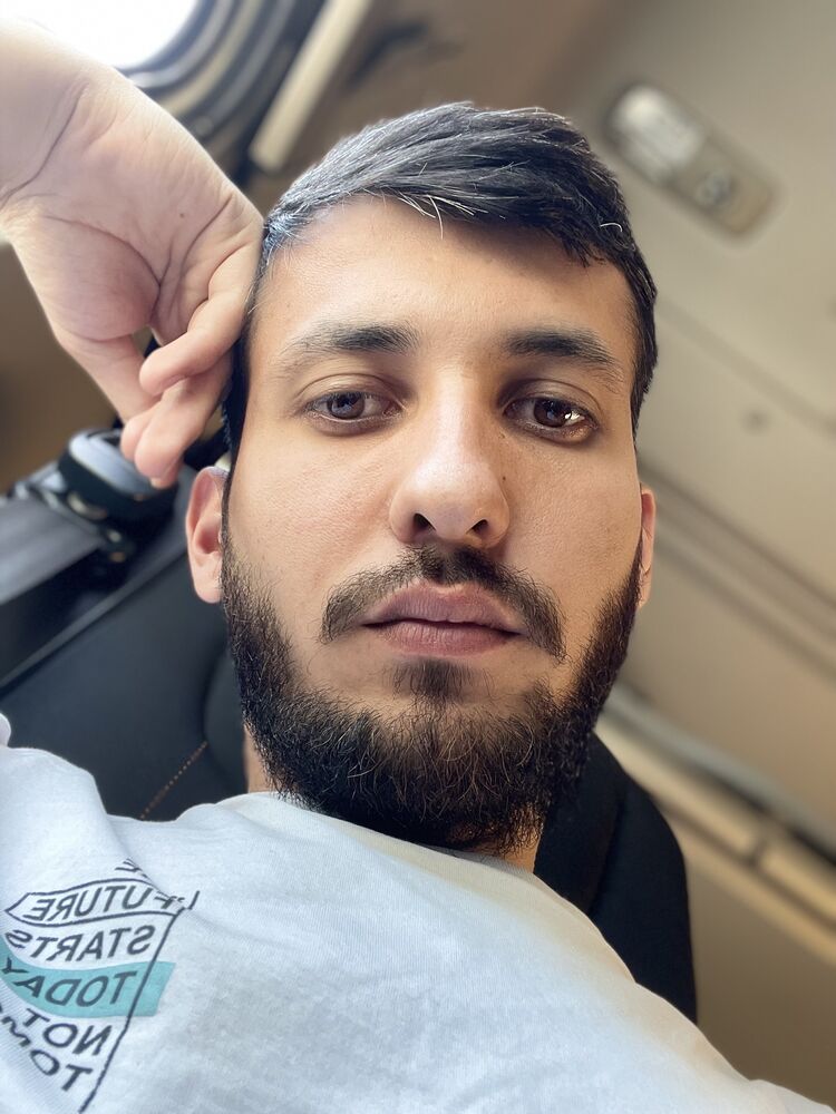  47848767  Samad, 30 ,    Dortmund