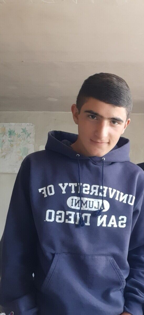  ,   Hovo, 22 ,   ,   , c 