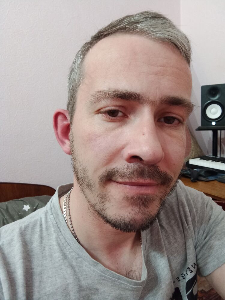  40695597  , 38 ,    