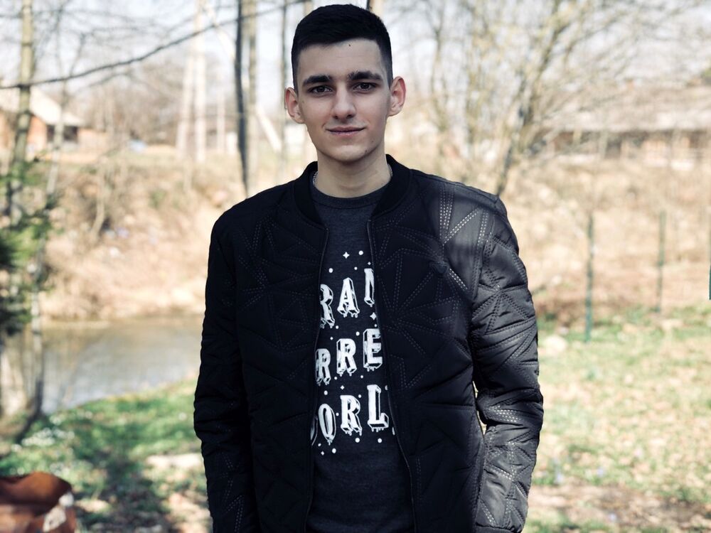  ,   Bogdan, 27 ,   ,   , c 